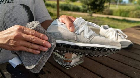 can you wash new balance sneakers.